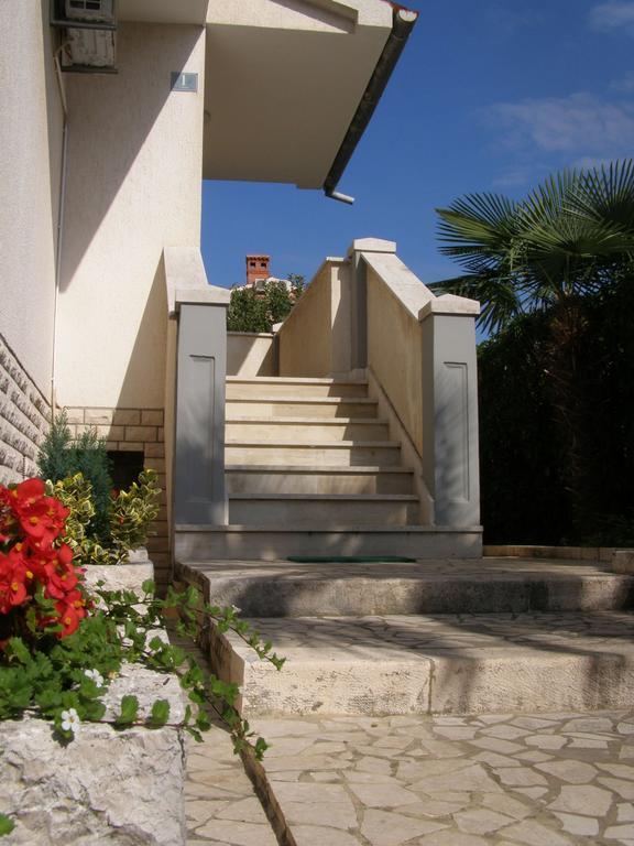 Apartments & Room Mariza Rovigno Esterno foto
