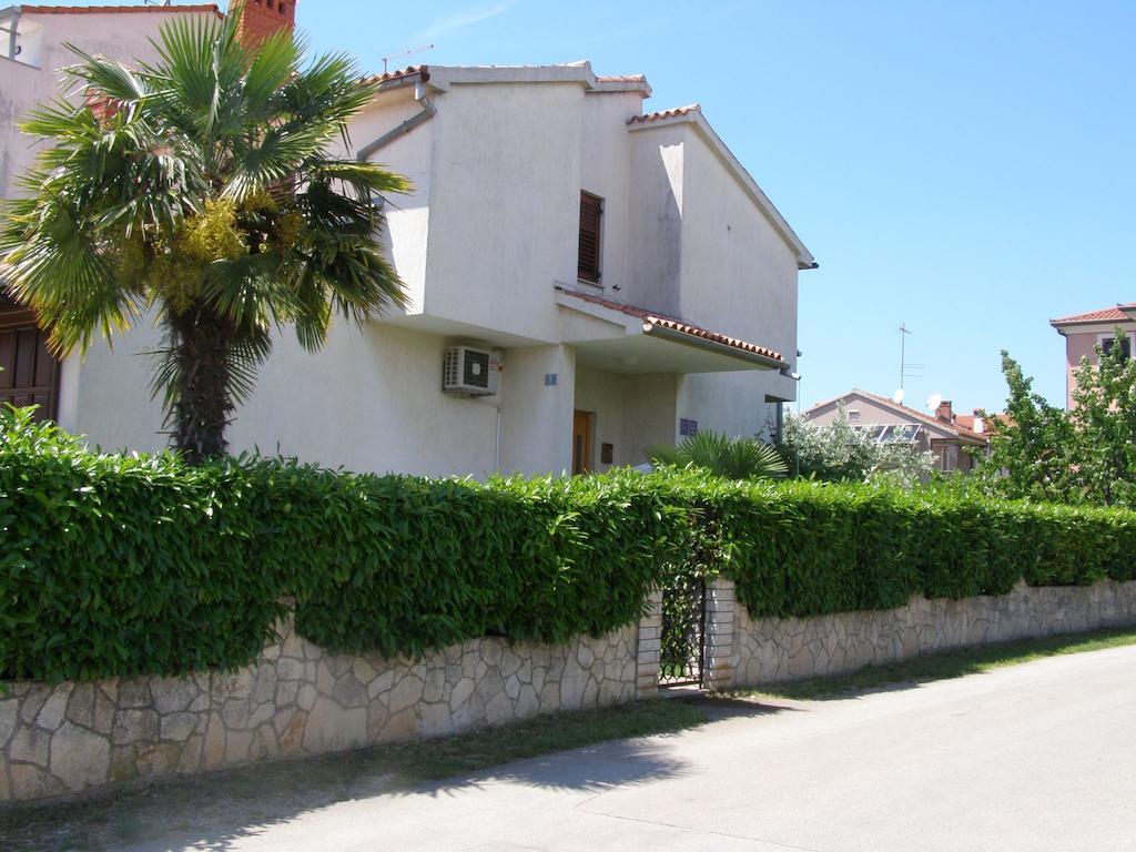 Apartments & Room Mariza Rovigno Esterno foto